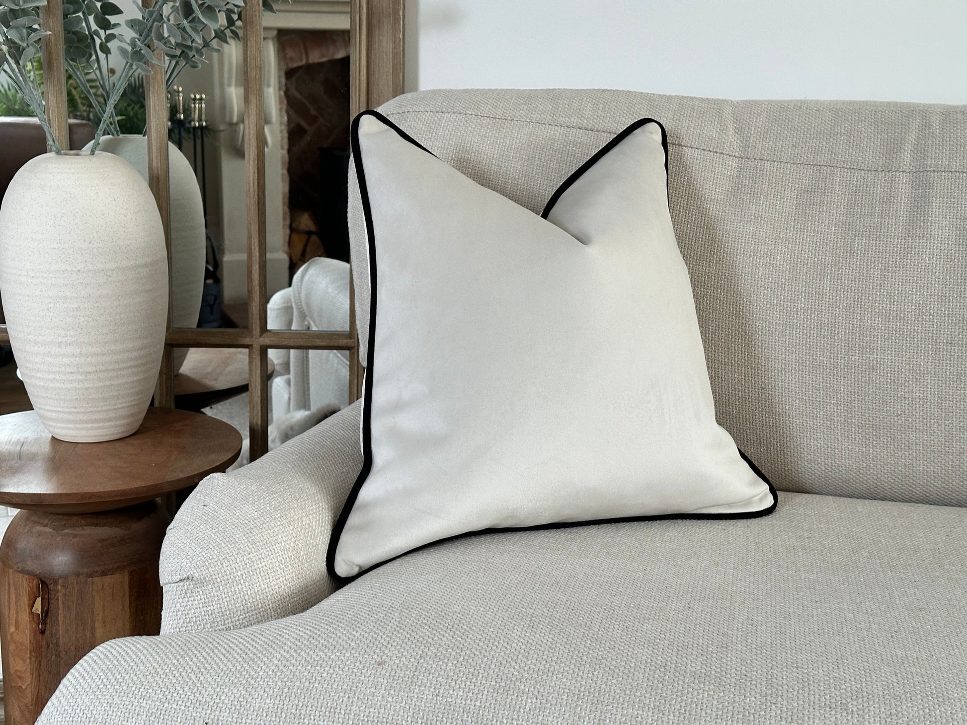 Milano Ivory Taupe Piped Velvet Cushion 22x22