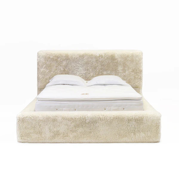Arctic Luxury Cream Chunky Faux Fur Bed