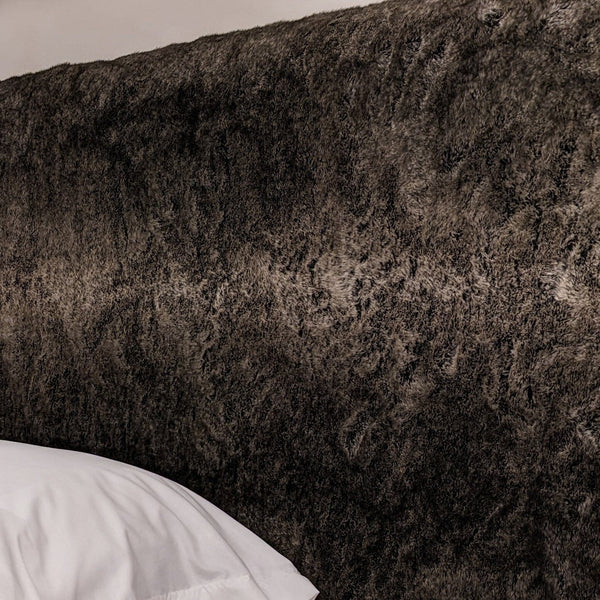 Arctic Wolf Faux‑Fur Bed