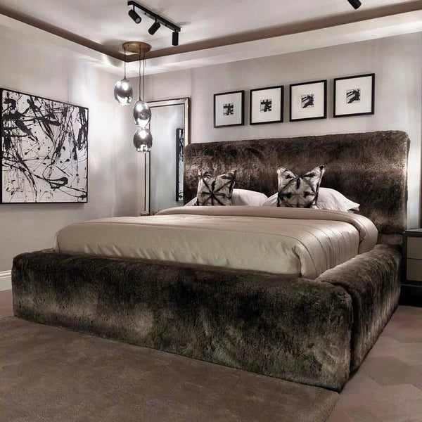 Arctic Wolf Faux‑Fur Bed